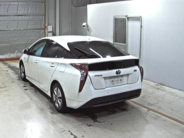Toyota PRIUS 2016 7563986-1