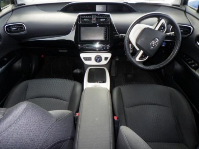Toyota PRIUS 2016 7563986-3
