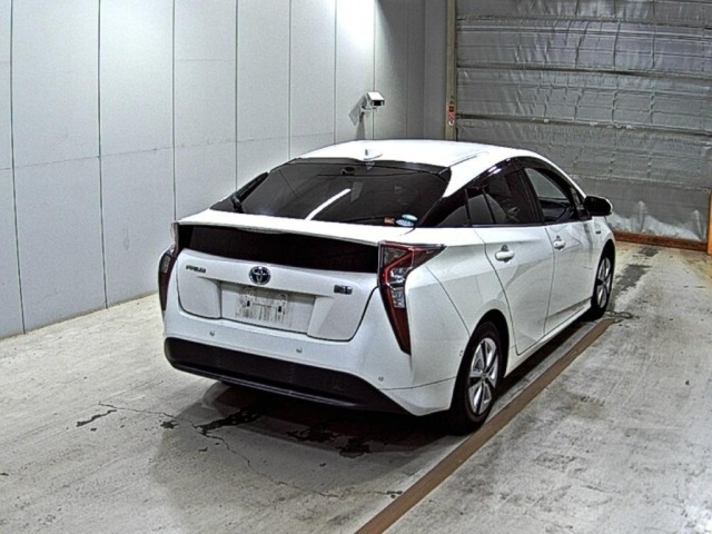 Toyota PRIUS 2016 7563986-5