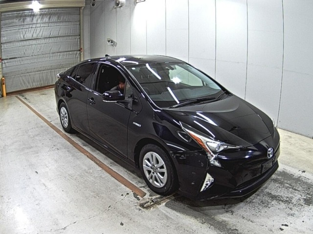 Toyota PRIUS 2017 7563987-0