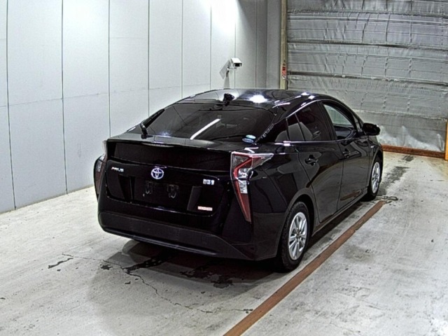 Toyota PRIUS 2017 7563987-5