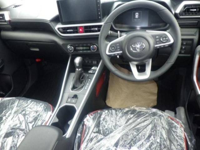 Toyota RAIZE 2026 7555596-3