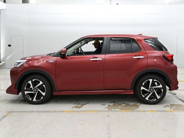 Daihatsu ROCKY 2026 7546233-4