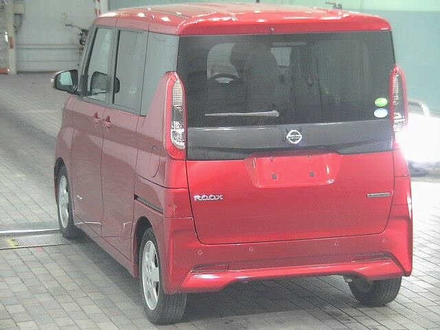 Nissan ROOX 2020 7560421-1