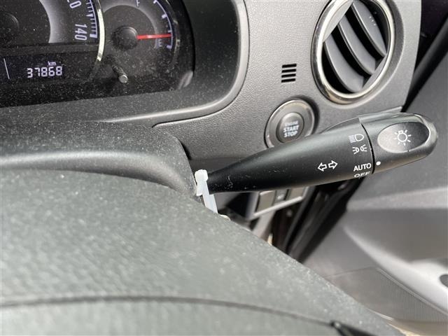 Nissan ROOX 2011 7560841-3
