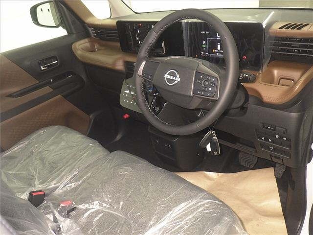 Nissan ROOX 2026 7560887-3