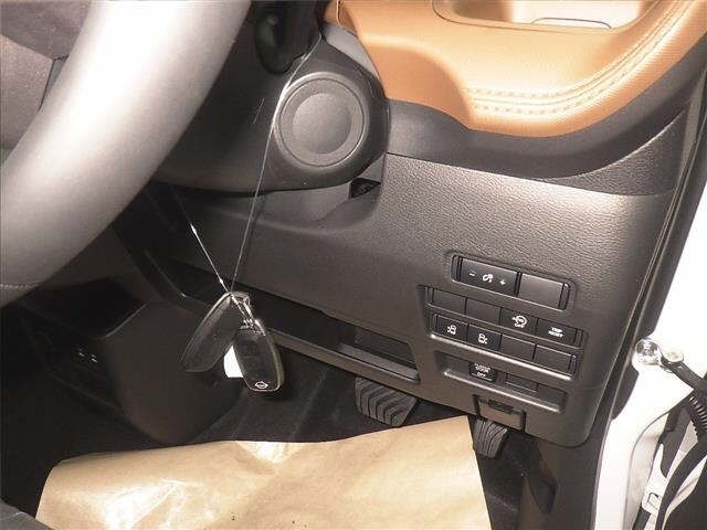 Nissan ROOX 2026 7560887-8