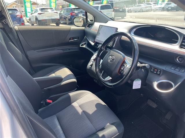 Toyota SIENTA 2019 7558742-6