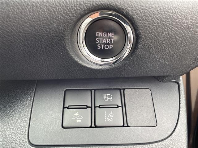 Toyota SIENTA 2018 7558762-11