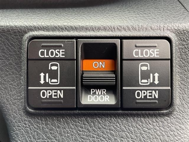 Toyota SIENTA 2018 7558762-12