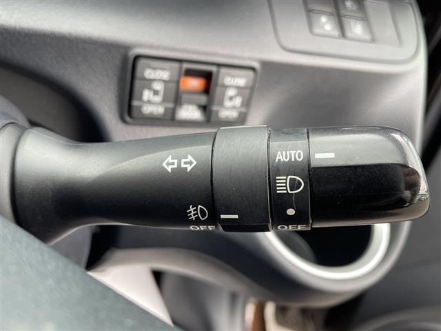 Toyota SIENTA 2018 7558762-8
