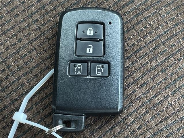 Toyota SIENTA 2016 7558794-1