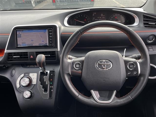 Toyota SIENTA 2018 7558795-11