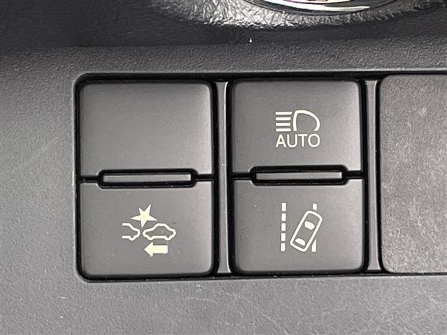 Toyota SIENTA 2018 7558795-3