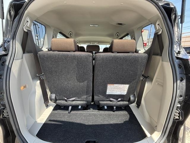 Toyota SIENTA 2018 7558796-11