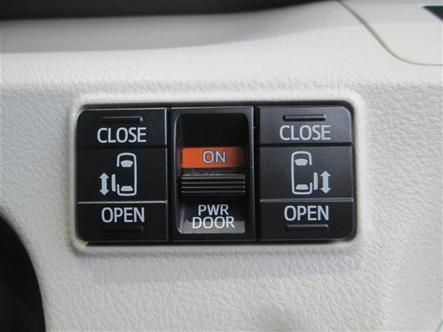 Toyota SIENTA 2015 7558797-16