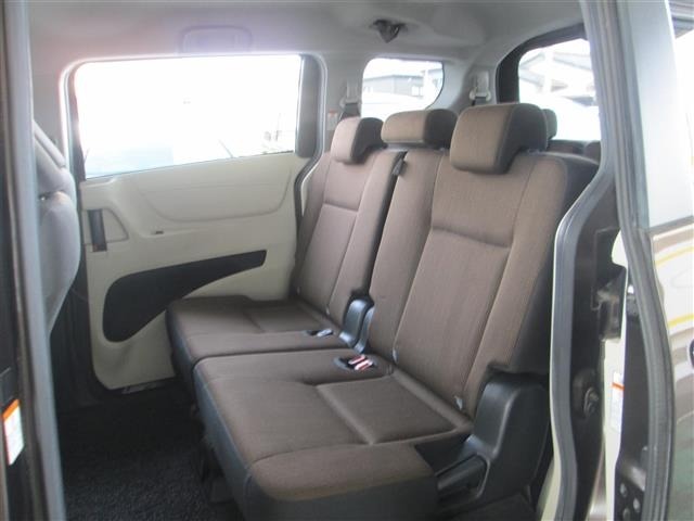 Toyota SIENTA 2015 7558797-20