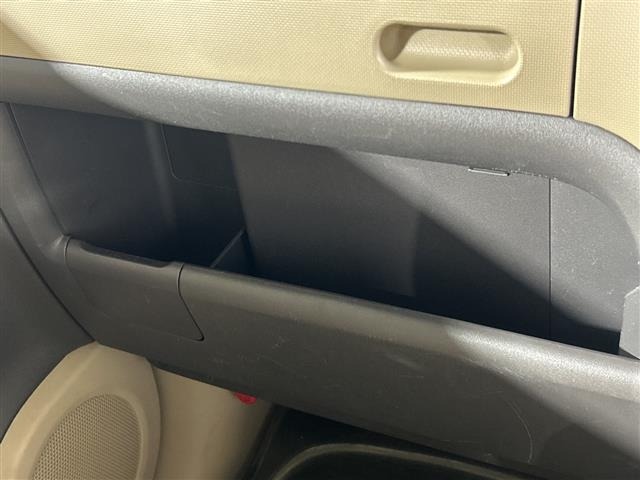 Toyota SIENTA 2004 7558798-3