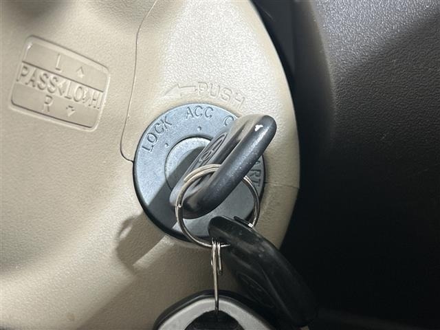 Toyota SIENTA 2004 7558798-5