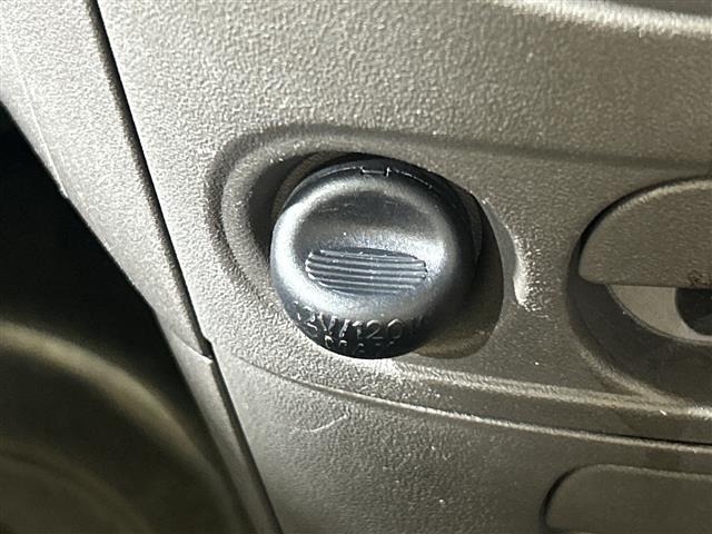 Toyota SIENTA 2004 7558798-8