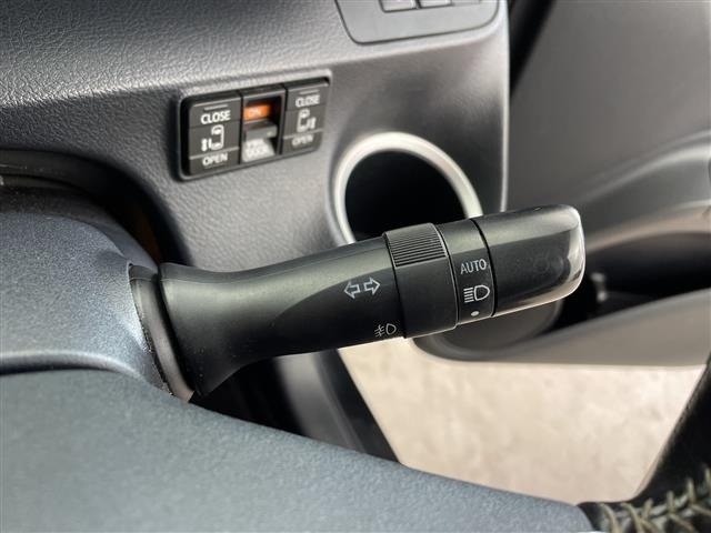 Toyota SIENTA 2015 7558799-1