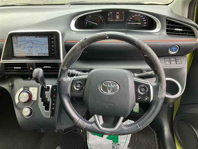 Toyota SIENTA 2015 7558838-3