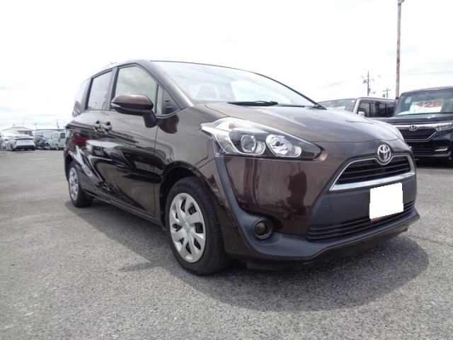 Toyota SIENTA 2017 7558846-0