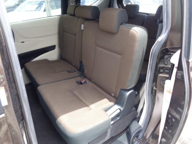 Toyota SIENTA 2017 7558846-24