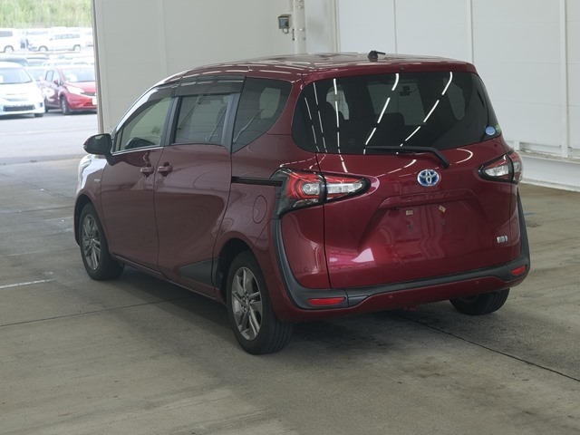 Toyota SIENTA 2019 7558847-1