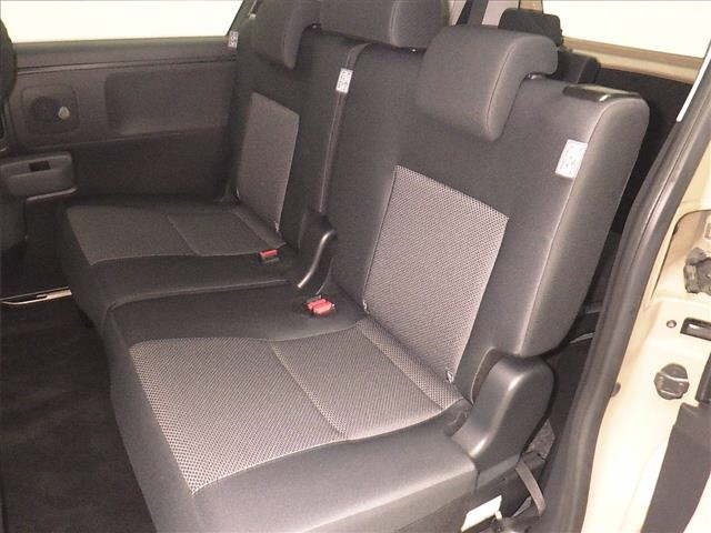 Toyota SIENTA 2025 7558939-7
