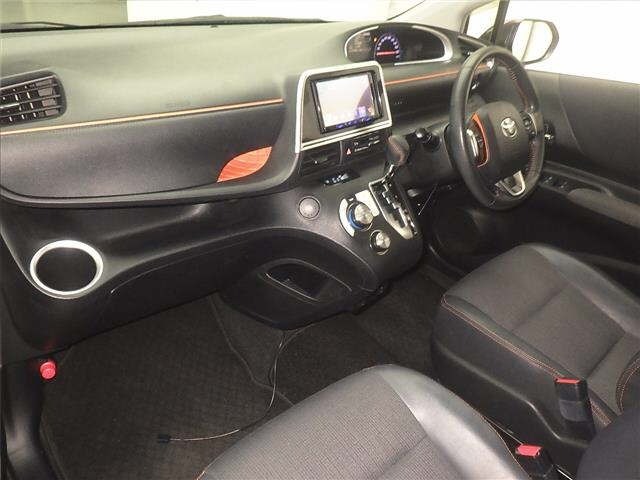 Toyota SIENTA 2017 7559069-4