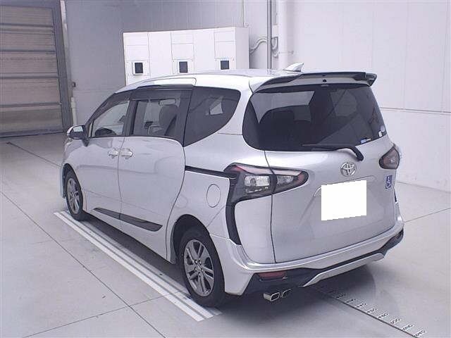 Toyota SIENTA 2018 7559071-1