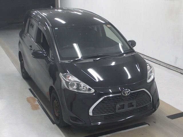 Toyota SIENTA 2020 7559111-0
