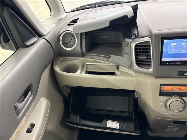 Suzuki SPACIA 2014 7563639-22
