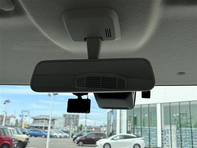 Suzuki SPACIA 2018 7564152-18