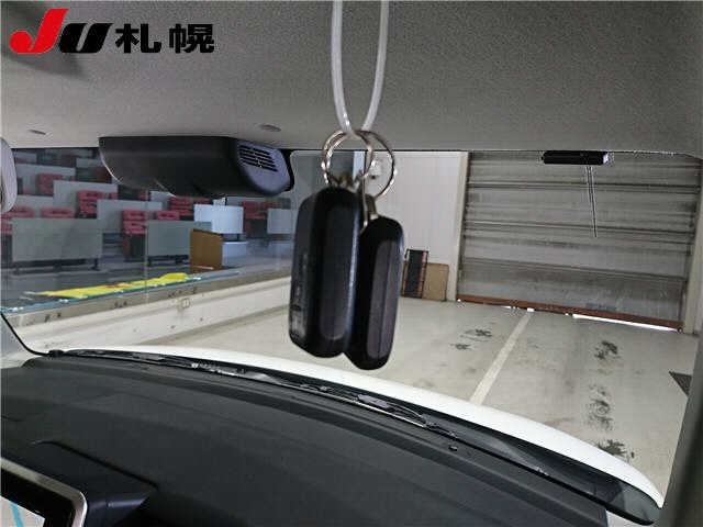 Suzuki SPACIA 2022 7564191-10