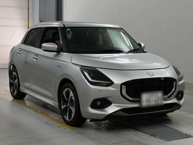 Suzuki SWIFT 2024 7544305-5
