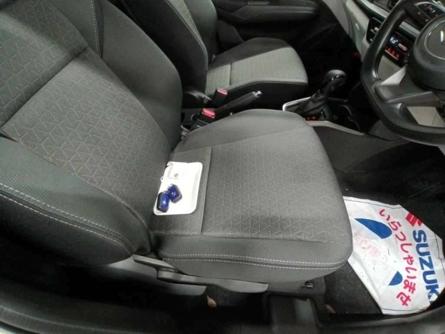 Suzuki SWIFT 2024 7544315-10