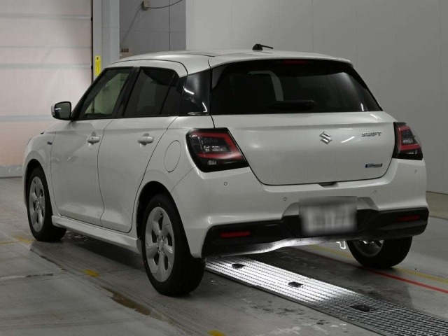 Suzuki SWIFT 2024 7544315-6