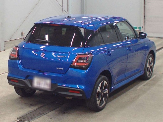Suzuki SWIFT 2023 7544316-1