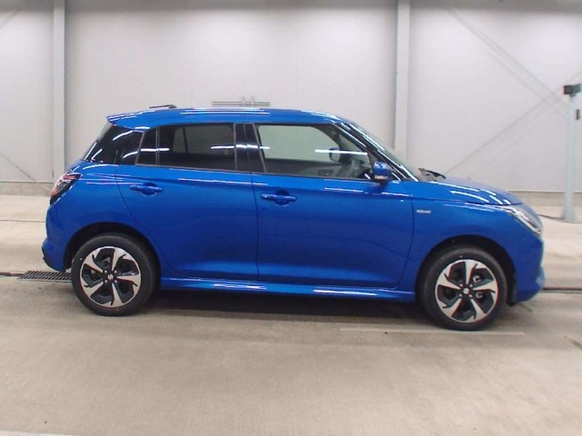 Suzuki SWIFT 2023 7544316-3