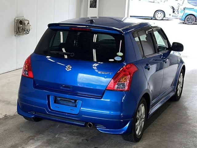 Suzuki SWIFT 2010 7544319-1