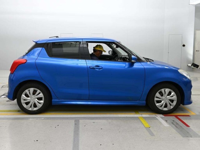Suzuki SWIFT 2019 7544335-3