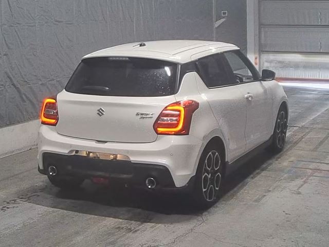 Suzuki SWIFT 2023 7544336-1