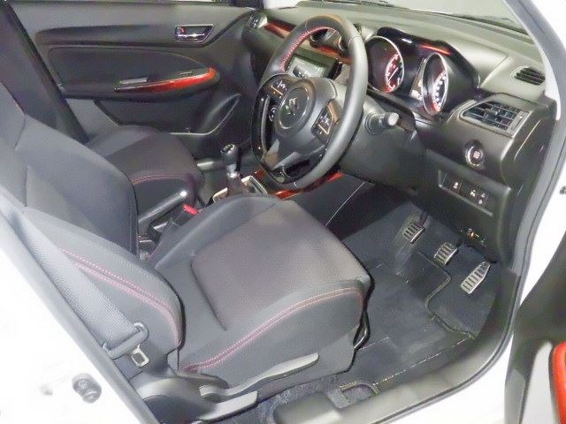 Suzuki SWIFT 2023 7544336-3