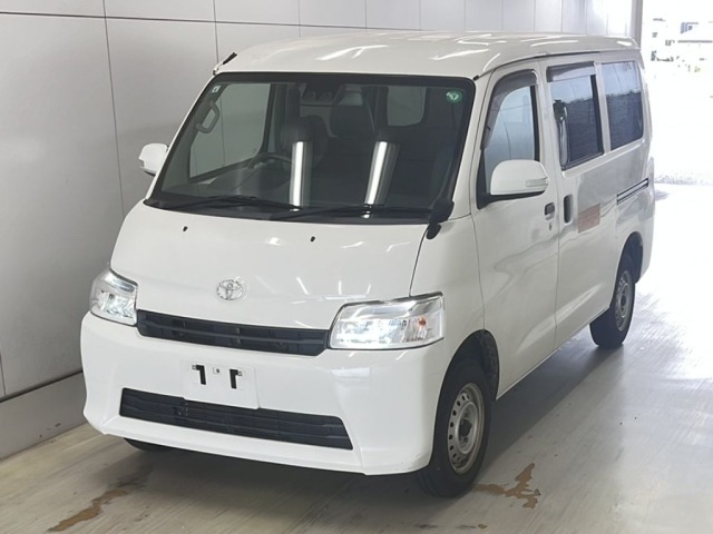 Toyota TOWNACE VAN 2021 7560437-0