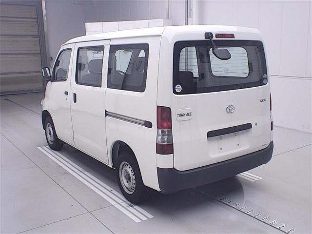 Toyota TOWNACE VAN 2020 7560461-1