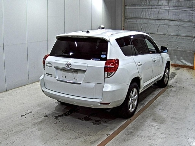 Toyota VANGUARD 2010 7560319-5