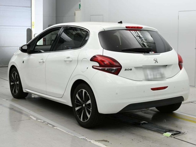 Peugeot 208 2018 7569974-6