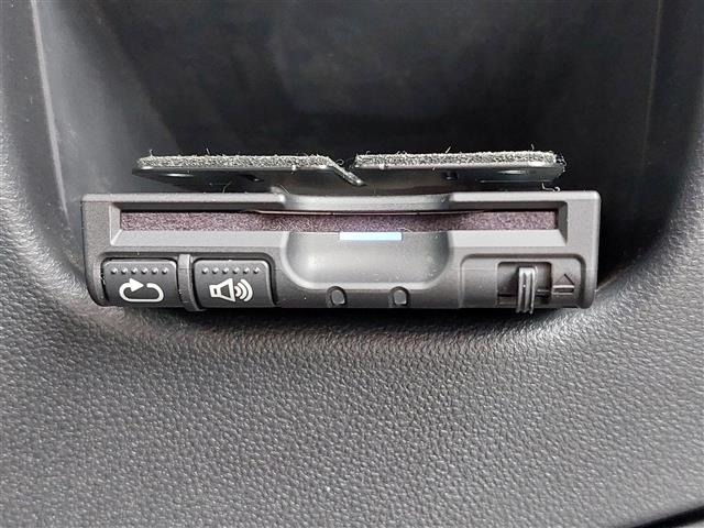 Daihatsu CAST 2018 7568403-8